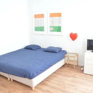 Awesome Studio In Marolles Appartement